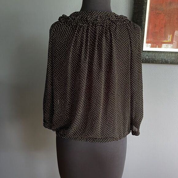 Zara black/white pindot semi sheer ruffled elastic hem top. Small. - Picture 4 of 6